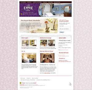 Empire Hotel screen-shot from 2004